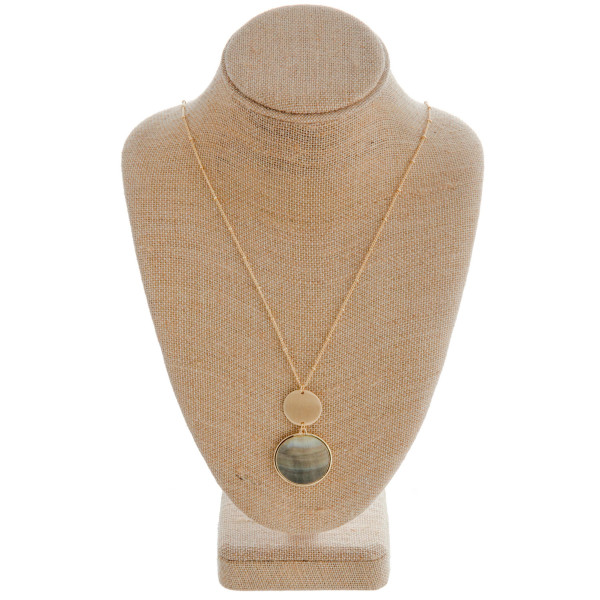 Wholesale long metal necklace mother pearl inspired pendant gold accent Pendant