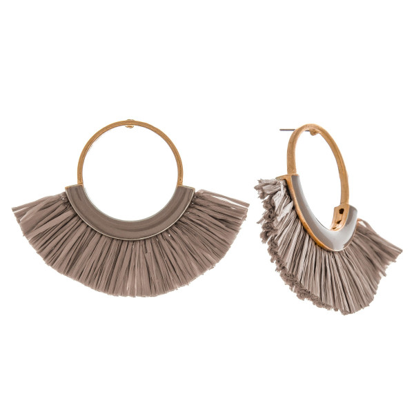 Wholesale circular metal earrings enamel raffia tassel details stud post