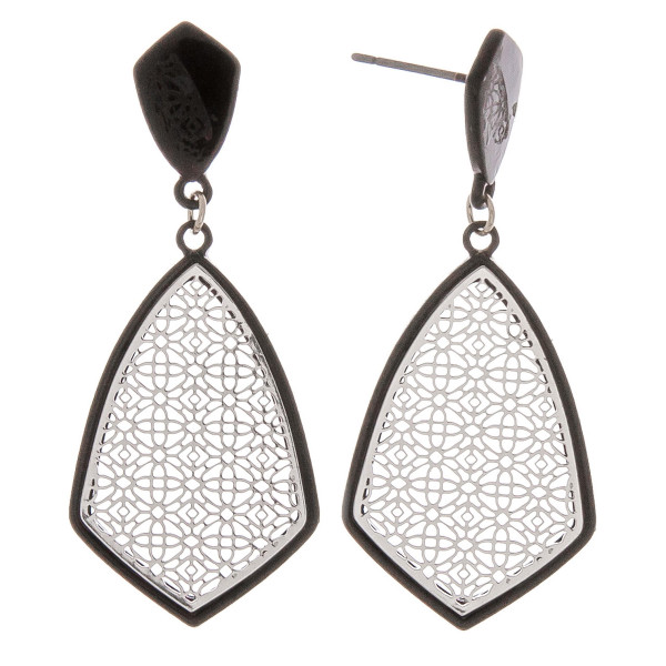 Wholesale metal drop earrings filigree inspired center details stud post