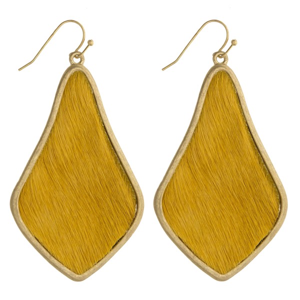 Wholesale cowhide encased arabesque drop earrings