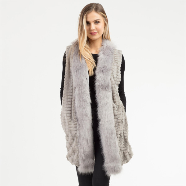 Wholesale soft faux fur trim vest side pocket details One fits most Polyester