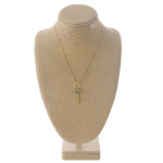 Wholesale dainty curb chain necklace faceted bead details charm pendant chain in