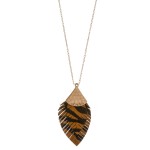 Wholesale long doubled genuine leather animal print feather pendant necklace Pen