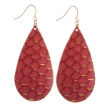 Wholesale long genuine leather drop earring scale details Approximate